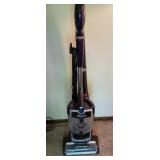 Shark vacuum cleaner --works