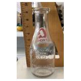 Gottfried Kipp Chester, IL milk bottle