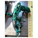 Apple peeler