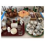 Clean up lot on table
