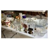 Clean up lot on table