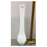 Milk glass vase