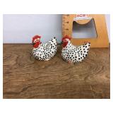 Chicken salt and pepper shakers
