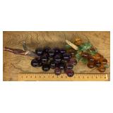 2 bunches of lucite grapes