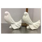 Pair of Haeger doves