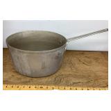 Large cooking pot