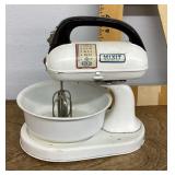 Mixit Master Jr. toy mixer