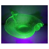 Green Depression uranium glass bird dish
