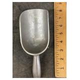 Aluminum scoop