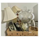 Flat of table lamps