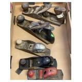 Flat with 5 hand planes