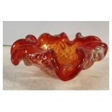 7" red art glass dish