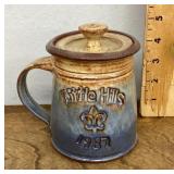 1987 Little Hills pottery mug with lid
