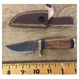 Fixed blade pocket knife with sheath