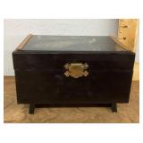 Japanese black lacquer music box --works