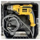 DeWalt electric drill DWD110K --works