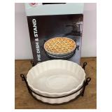 Chefs Counter pie dish and stand