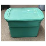 20 gallon Sterilite tote