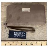 Badgley Mischka New York wristlet