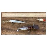 3 fishing lures