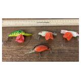 4 fishing lures