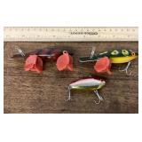 3 fishing lures