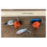 3 fishing lures