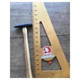 Specialized rock hammer