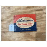 Vintage Shakespeare Push-Button Reel, No 913