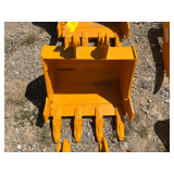 2026 GIYI Unused Mini-Excavator 24in Bucket for CAT303