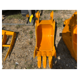 2026 GIYI Unused Mini-Excavator 12in Bucket for CAT305