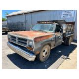 1988 Dodge D350 1 Ton with dump bed