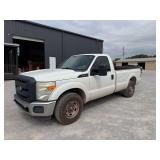 2013 Ford F-250 LWB w Tommy Lift