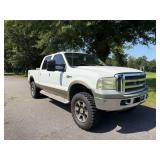 2005 Ford F-250 King Ranch Pickup 4WD
