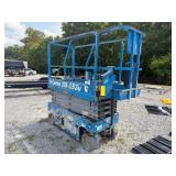 Genie GS-1930 Battery-Operated Scissor Lift
