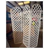 Lot - (9) Lattice Folding Room Divider Screens with Arches