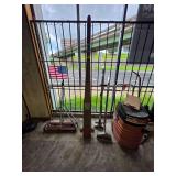 Wooden Roll Handling Bar with Steel Toe and Wheels