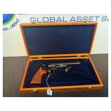 Smith & Wesson 29-10 44 Cal Revolver