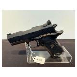 Wilson Combat EDC X9 Pistol with (5) Magazines, Green Fiber Optic - 850FOG, Fiber Optic Rod Replacement Red - 583R and Bag