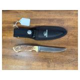 Mossy Oak Fixed Blade Hunting Knife with Sheath and Simulated Stag Handle