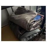 Lot - Tarps