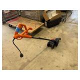 Black and Decker LE750 Electric Lawn Edger and Trencher