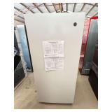 GE Upright Freezer Model FUF14QRRWW