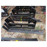 2026 GIYI Unused DHC Skidsteer Pallet Forks