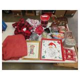 Table Lot of Chrsitmas Decor