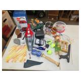 Table Lot of Household & Misc