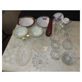 Table Lot of Glassware