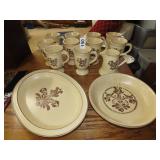 13 Pieces Pfaltzgraff Yorktown Brown