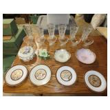 Table Lot of Glassware