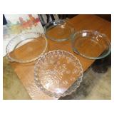 4 Glass Pie Plates
